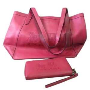 9219 Coach pink leather horse carriage logo tote bag & wallet 255929219